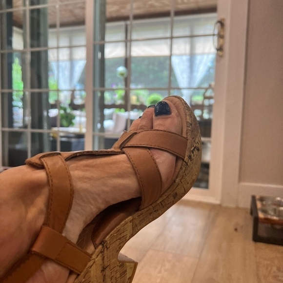 BJORENDAL leather side buckle sandals with cork sole and heel - Picture 3 of 13